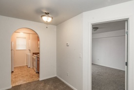 Towne_Square_Manor_010